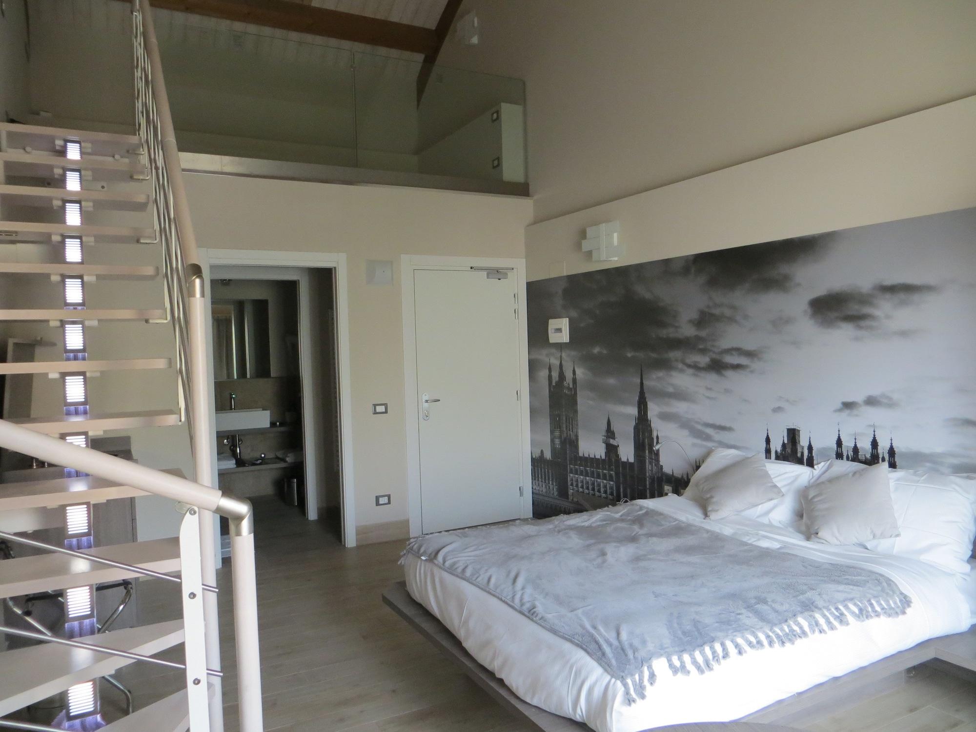 Hotel Seven Rooms Milan Exterior photo