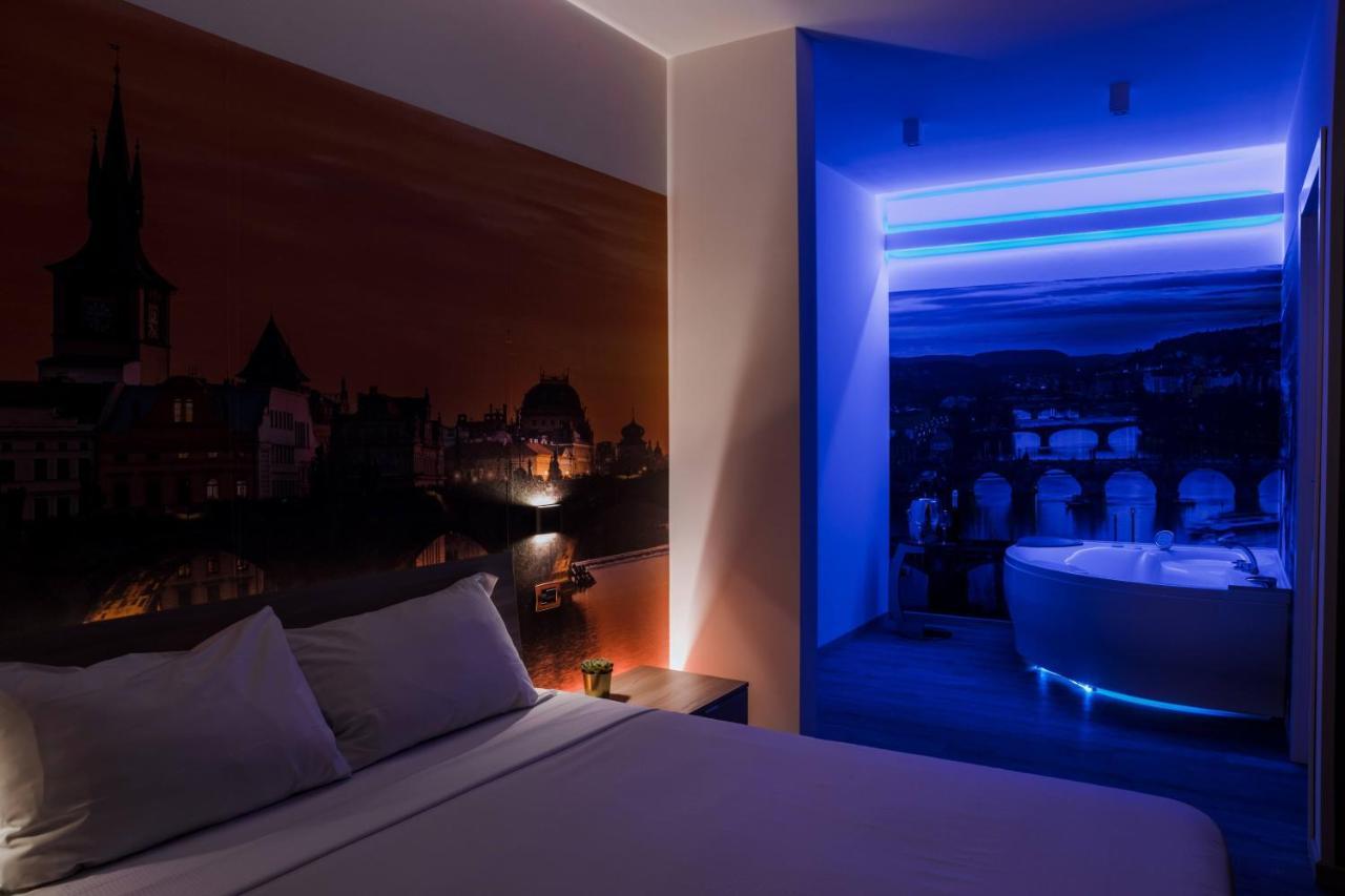 Hotel Seven Rooms Milan Exterior photo