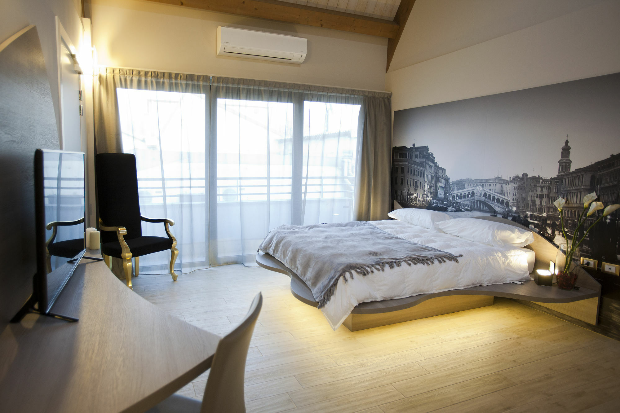 Hotel Seven Rooms Milan Exterior photo