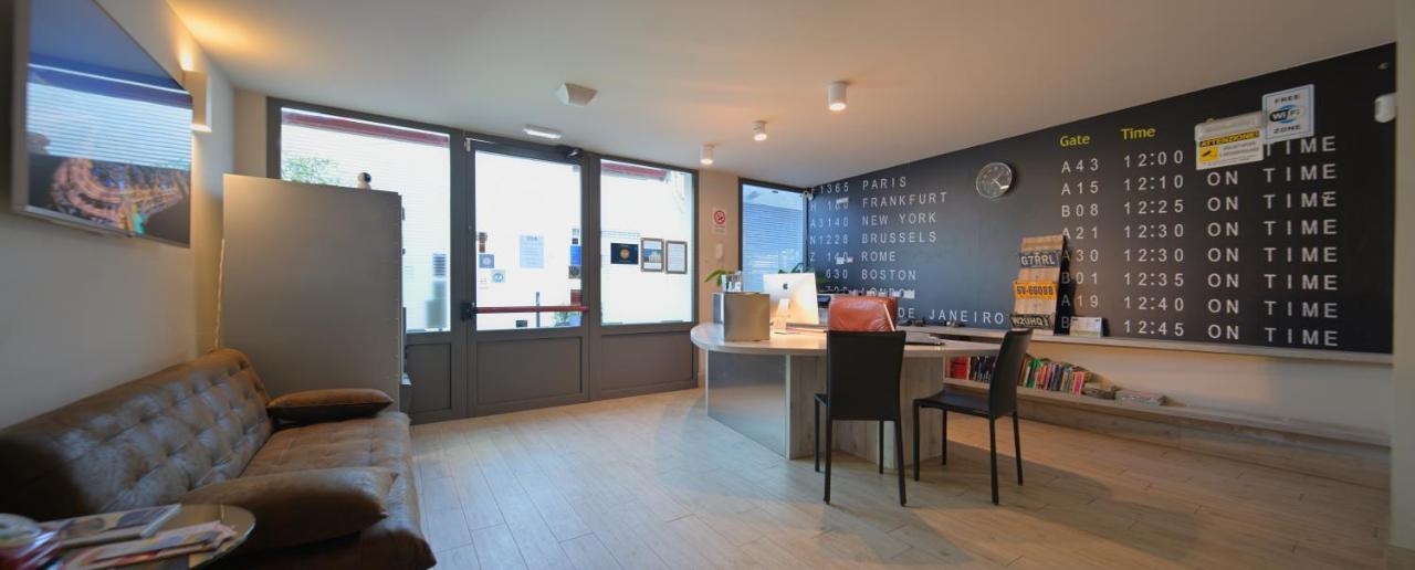 Hotel Seven Rooms Milan Exterior photo
