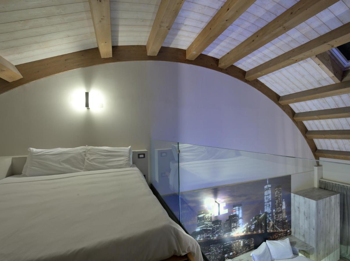 Hotel Seven Rooms Milan Exterior photo